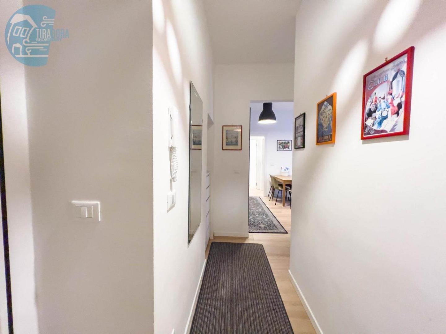 Imbriani 4S Tirabora Short Rent Apartment ตรีเอสเต ภายนอก รูปภาพ