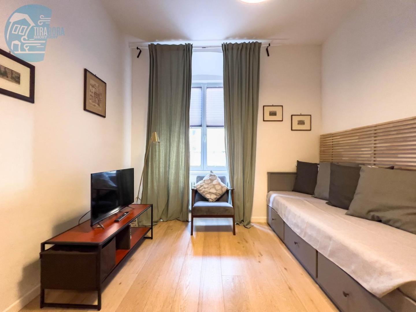 Imbriani 4S Tirabora Short Rent Apartment ตรีเอสเต ภายนอก รูปภาพ