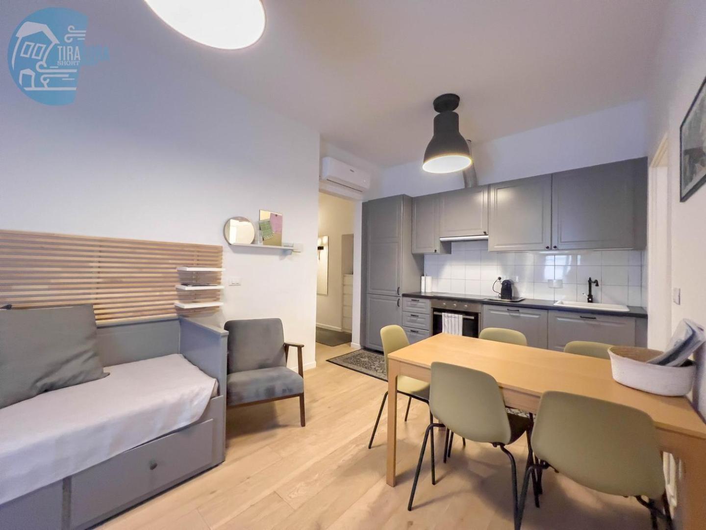Imbriani 4S Tirabora Short Rent Apartment ตรีเอสเต ภายนอก รูปภาพ